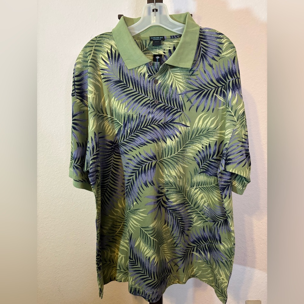 Kanehoe Bay Polo Shirt with Green, Yellow and Purple Tropical Leaf Design 2X New